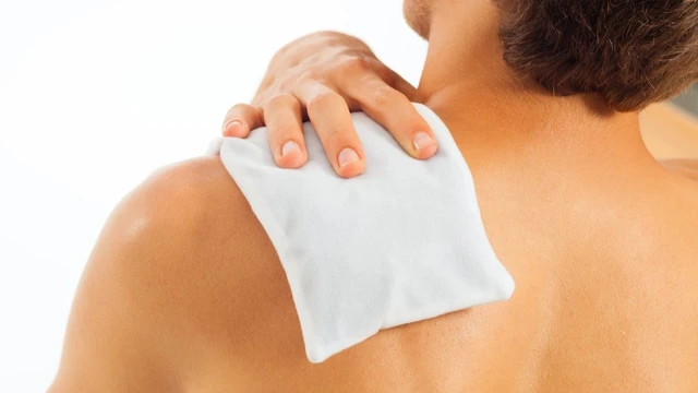 bai-viet/dau-ba-vai-trai-trieu-chung-nguyen-nhan-dieu-tri-va-cach-phong-ngua.html