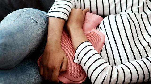 bai-viet/dau-bung-kinh-nen-uong-gi-10-thuc-pham-dong-hanh-trong-ngay-den-do.html