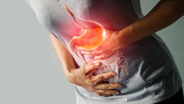 bai-viet/dau-bung-quan-tung-con-kem-tieu-chay-buon-non-co-nguy-hiem-khong-1.html