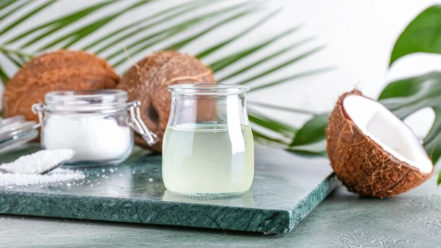 bai-viet/dau-dua-co-lam-trang-da-khong-cac-tac-dung-cua-dau-dua-trong-cham-soc-da.html