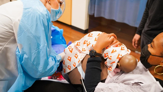 bai-viet/dau-hieu-bang-huyet-sau-sinh-la-gi-bien-phap-phong-ngua-tinh-trang-bang-huyet-sau-sinh.html