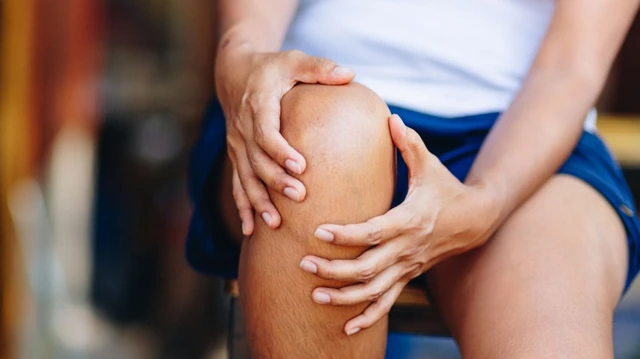 bai-viet/dau-hieu-tran-dich-khop-goi-va-huong-dieu-tri.html