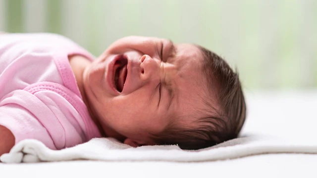 bai-viet/dau-hieu-tre-so-sinh-bi-chuong-bung-day-hoi-la-gi.html