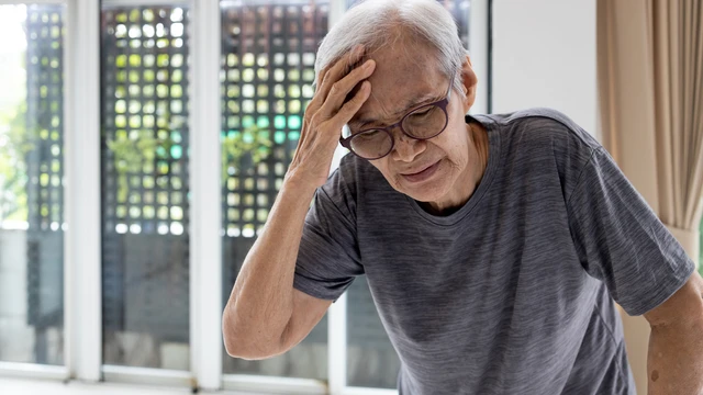 bai-viet/dau-hieu-truoc-khi-dot-quy-tuyet-doi-dung-xem-nhe.html