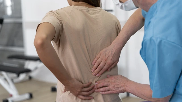 bai-viet/dau-lung-duoi-canh-bao-dau-hieu-benh-gi.html