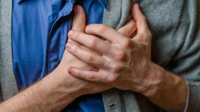 bai-viet/dau-that-nguc-la-benh-gi-nguyen-nhan-cach-dieu-tri-va-phong-ngua.html