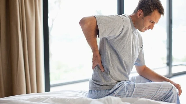 bai-viet/dau-vung-xuong-chau-man-tinh-la-gi.html