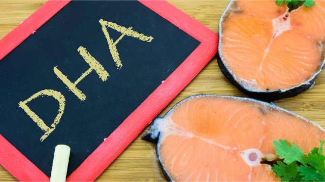 bai-viet/dha-la-gi-va-tai-sao-duong-chat-nay-can-thiet-cho-moi-lua-tuoi.html