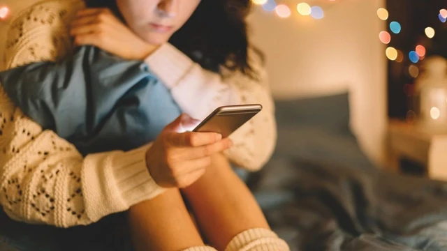 bai-viet/diem-mat-7-thoi-quen-xau-khien-lan-da-ban-bi-xuong-cap-11539.html