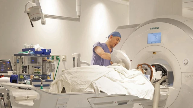 bai-viet/dieu-tri-u-xo-tu-cung-bang-song-sieu-am-hoi-tu-hifu-giai-phap-khong-xam-lan-bao-ton-tu-cung.html