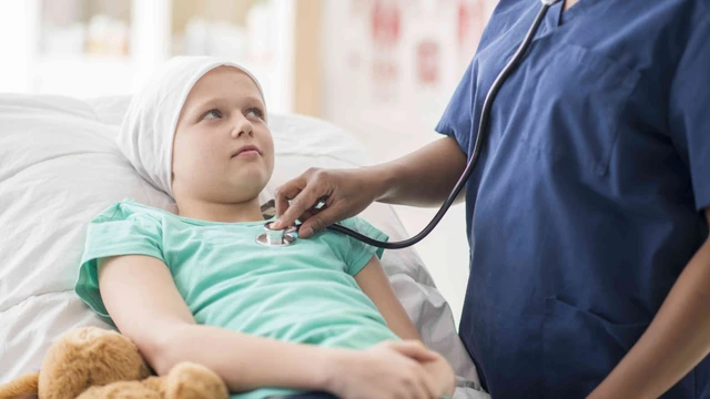 bai-viet/dieu-tri-ung-thu-o-tre-em-va-tac-dung-phu-53792.html