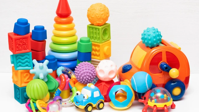 bai-viet/do-choi-thong-minh-cho-be-2-tuoi-giup-phat-trien-tri-nao-va-the-chat.html