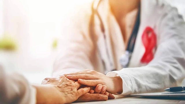 bai-viet/doi-dien-voi-su-bat-dinh-khi-dieu-tri-ung-thu-54732.html