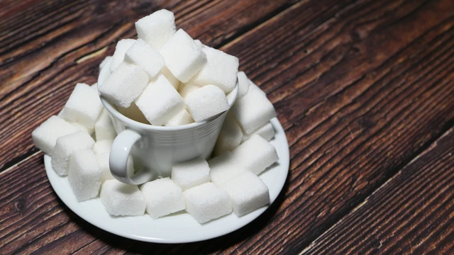 bai-viet/duong-glucose-co-tac-dung-gi-vai-tro-loi-ich-va-nhung-dieu-can-biet.html