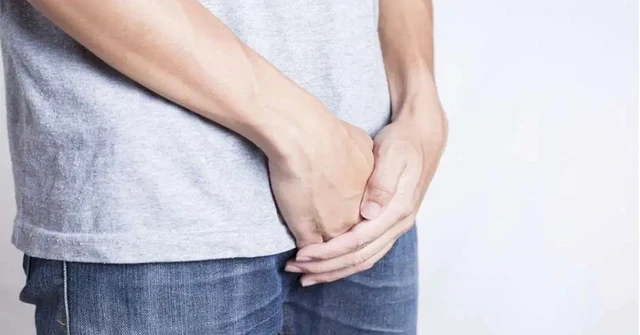 bai-viet/duong-vat-noi-mun-trang-khong-gay-ngua-la-benh-gi-co-nguy-hiem-khong.html