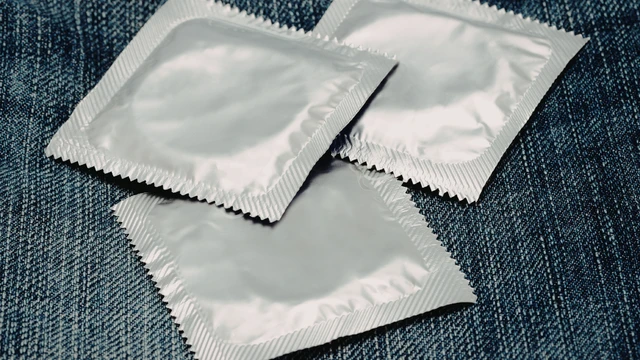 Durex Kingtex có tác dụng gì? Cần lưu ý gì khi sử dụng?