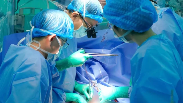 Ghép tim xuyên Việt cứu bé 11 tuổi dịp Tết