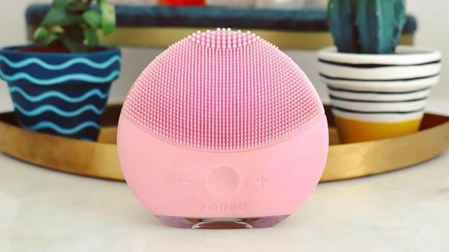 bai-viet/giai-dap-12-cau-hoi-ve-may-rua-mat-foreo-may-rua-mat-foreo-dung-duoc-bao-lau-70731.html