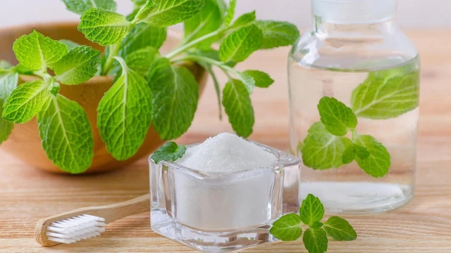 bai-viet/giai-dap-co-nen-danh-rang-bang-muoi-hay-khong.html