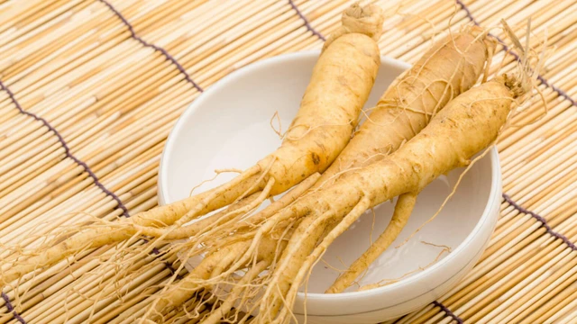 bai-viet/giai-dap-thieu-mau-co-nen-uong-nhan-sam-khong-67627.html