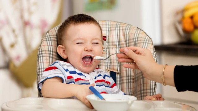 bai-viet/giai-dap-tre-di-ung-dam-sua-bo-co-an-duoc-thit-bo-hay-khong-61552.html