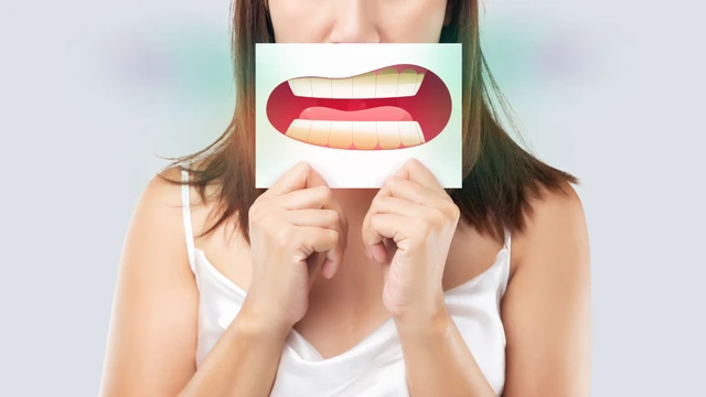 Giảm hôi miệng bằng cách sử dụng trà xanh