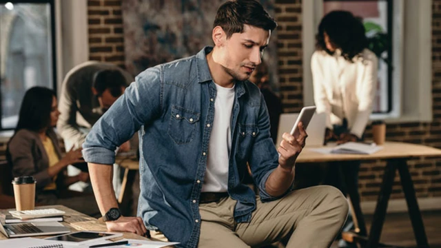 bai-viet/can-lam-gi-khi-con-trai-im-lang-khong-nhan-tin.html