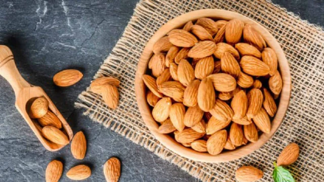 bai-viet/hat-hanh-nhan-co-tac-dung-gi-7-tac-dung-cua-hanh-nhan-co-the-ban-chua-biet-62947.html