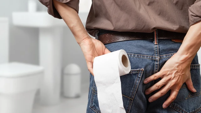 bai-viet/hau-mon-am-uot-co-mui-hoi-la-dau-hieu-canh-bao-benh-nao.html