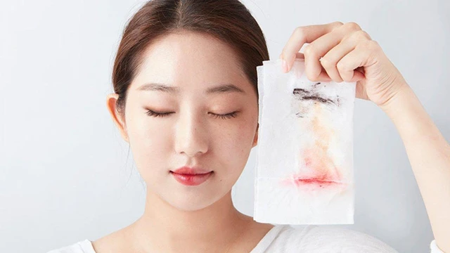 bai-viet/he-lo-cach-chon-nuoc-tay-trang-tuong-thich-voi-tung-loai-da-68641.html