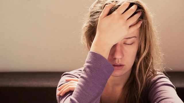 bai-viet/hieu-ro-ve-tien-man-kinh-va-man-kinh-trieu-chung-nguyen-nhan-va-cach-quan-ly.html