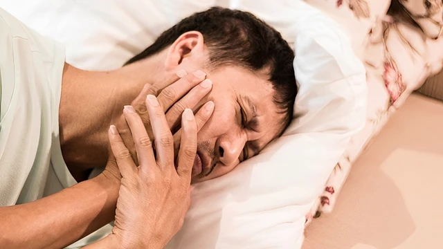 bai-viet/hoai-tu-xuong-ham-sau-covid-co-thuc-su-nguy-hiem.html