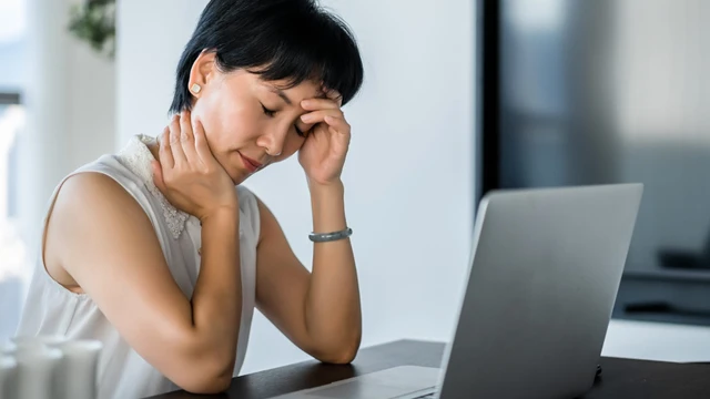 bai-viet/hoi-dap-suy-tuy-co-phai-ung-thu-mau-khong.html