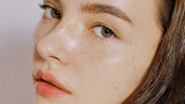 bai-viet/tam-biet-sam-nam-voi-5-cach-tri-nam-bang-dua-leo-don-gian.html