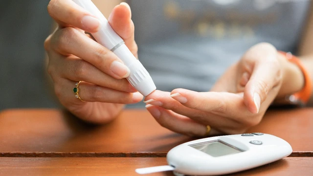 bai-viet/huong-dan-ban-su-dung-may-do-duong-huyet-dung-cach.html