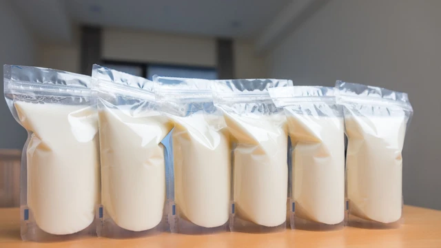 bai-viet/huong-dan-cach-bao-quan-sua-me-khi-di-du-lich.html