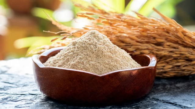 bai-viet/huong-dan-cach-lam-bot-cam-gao-de-lam-dep-da-tai-nha-68417.html