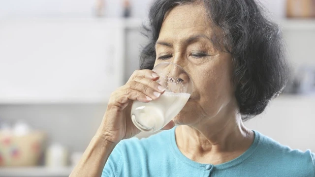 bai-viet/huong-dan-cach-pha-sua-glucerna-chi-tiet-nhat-cho-nguoi-tieu-duong-60053.html