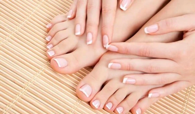 bai-viet/huong-dan-quy-trinh-cham-soc-mong-tai-nha.html