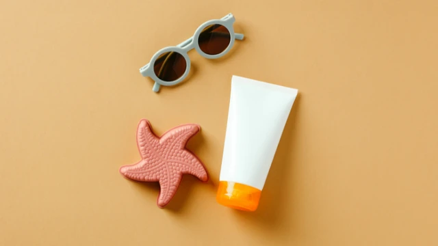 bai-viet/kem-chong-nang-cho-da-kho-loai-nao-tot-top-san-pham-duoc-yeu-thich.html