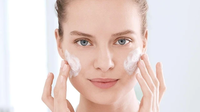 bai-viet/ket-hop-aha-va-hyaluronic-acid-trong-cham-soc-da-mat.html