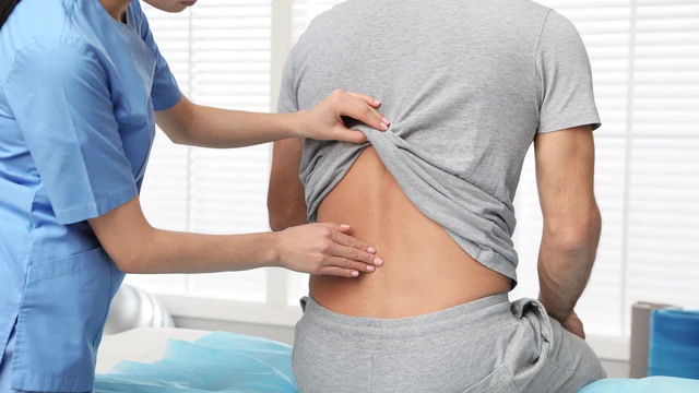 bai-viet/kham-cot-song-o-dau-tai-ha-noi-nhung-dia-chi-uy-tin-chuyen-kham-co-xuong-khop.html