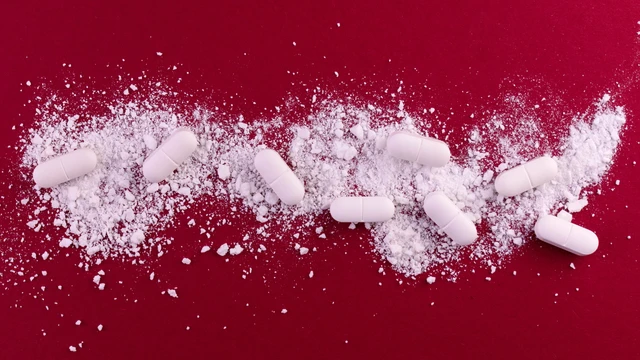 bai-viet/co-nen-nghien-nat-vien-nen-khi-uong-thuoc-khong-cac-loai-thuoc-vien-khong-nen-nghien.html