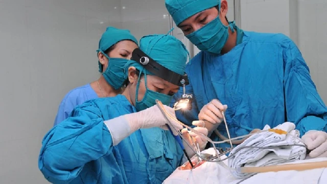 bai-viet/khi-nao-nen-cat-tri-ngoai-khi-nao-nen-that-bui-tri.html