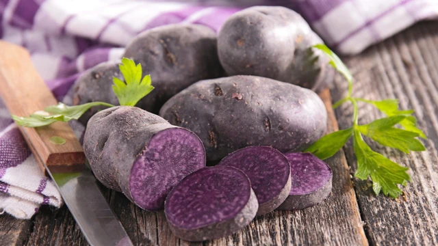 bai-viet/khoai-tay-tim-khong-chi-dep-mat-ma-con-tot-cho-suc-khoe.html