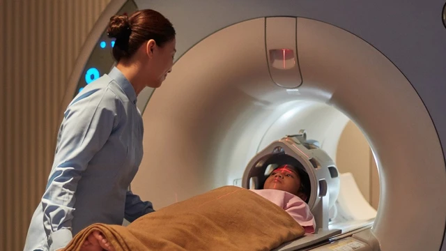 bai-viet/ky-thuat-chup-mri-co-nguy-hiem-khong-luu-y-nguoi-benh-can-biet-khi-chup-cong-huong-tu.html