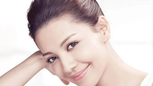 bai-viet/goc-giai-dap-l-cystine-uong-cung-vitamin-c-duoc-khong.html