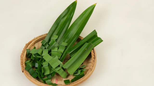 bai-viet/la-dua-ky-voi-gi-nhung-luu-y-khi-su-dung-trong-che-bien-thuc-pham.html