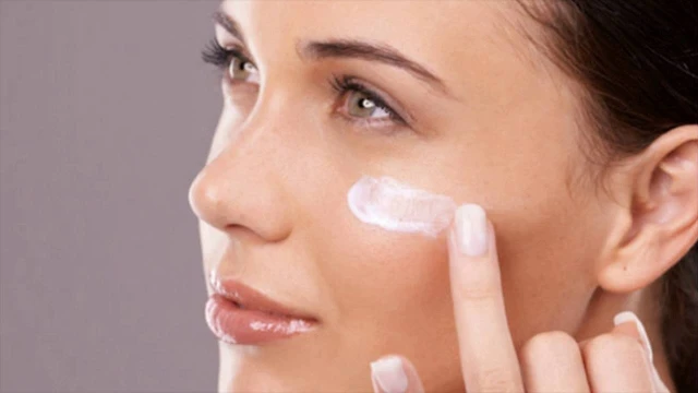 bai-viet/lam-sao-de-da-mat-khong-bi-an-nang-59735.html