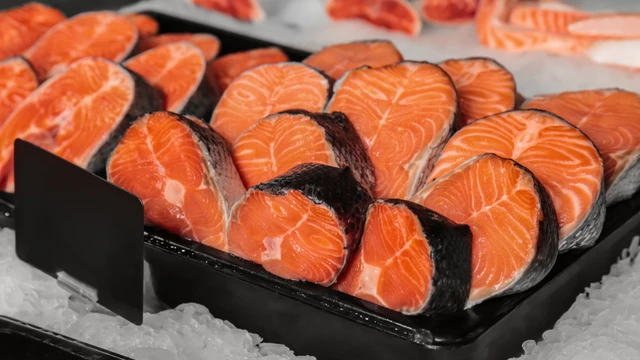 bai-viet/lam-the-nao-co-the-giam-viem-khop-nho-an-ca-hoi.html